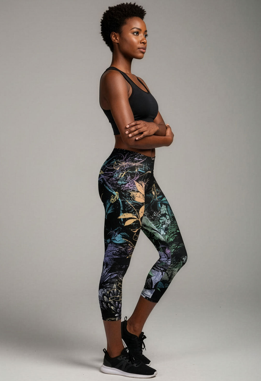 Blooming Women's Capri Leggings – Sania Marie