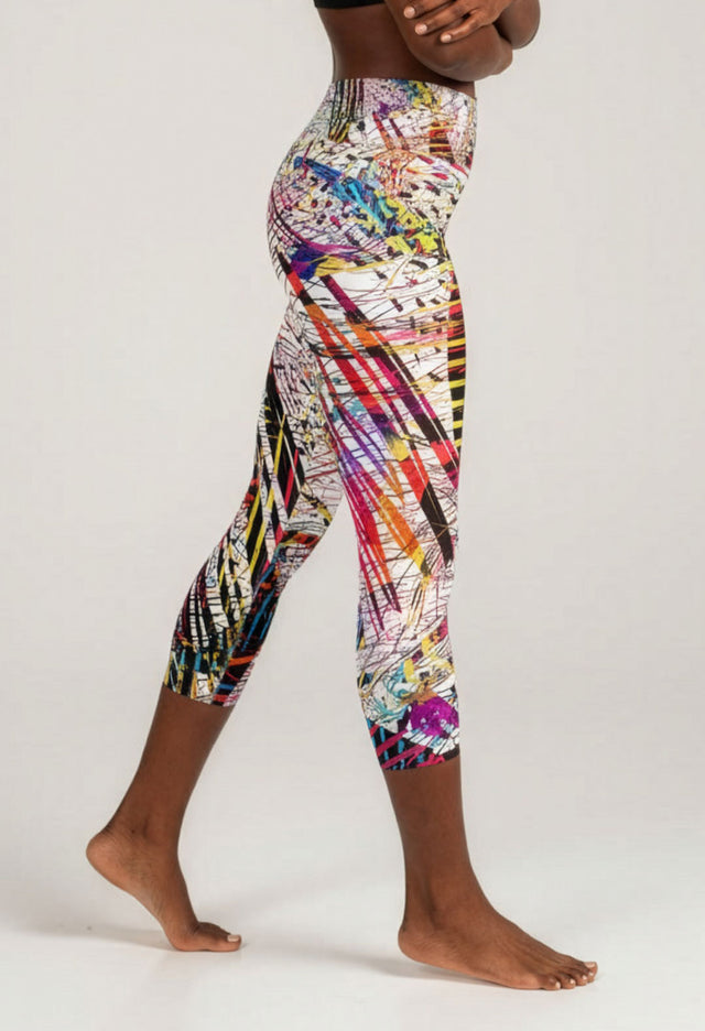 Tiani Capri Leggings