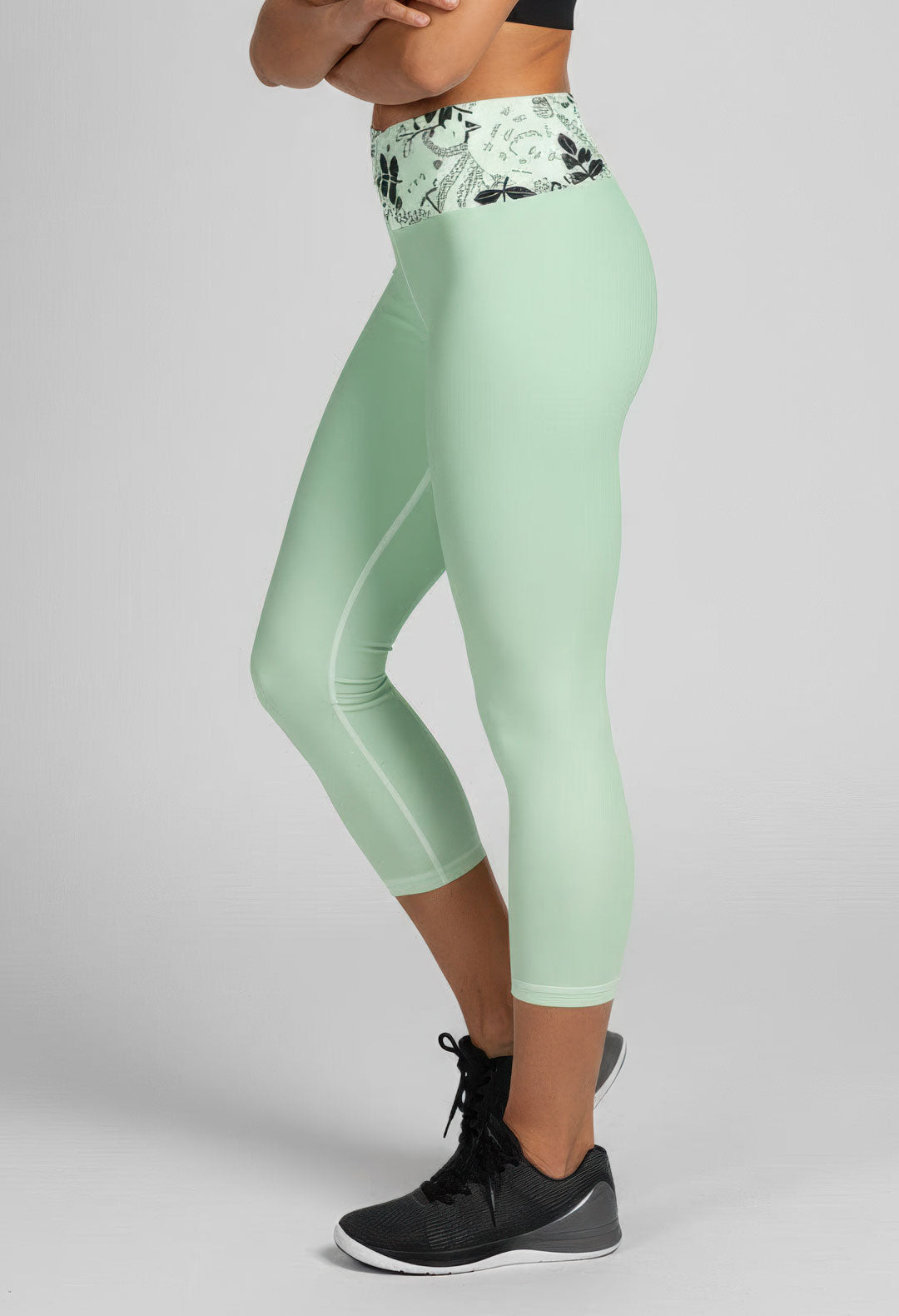 Iza Katera Capri Leggings – High Waist Yoga & Workout Leggings