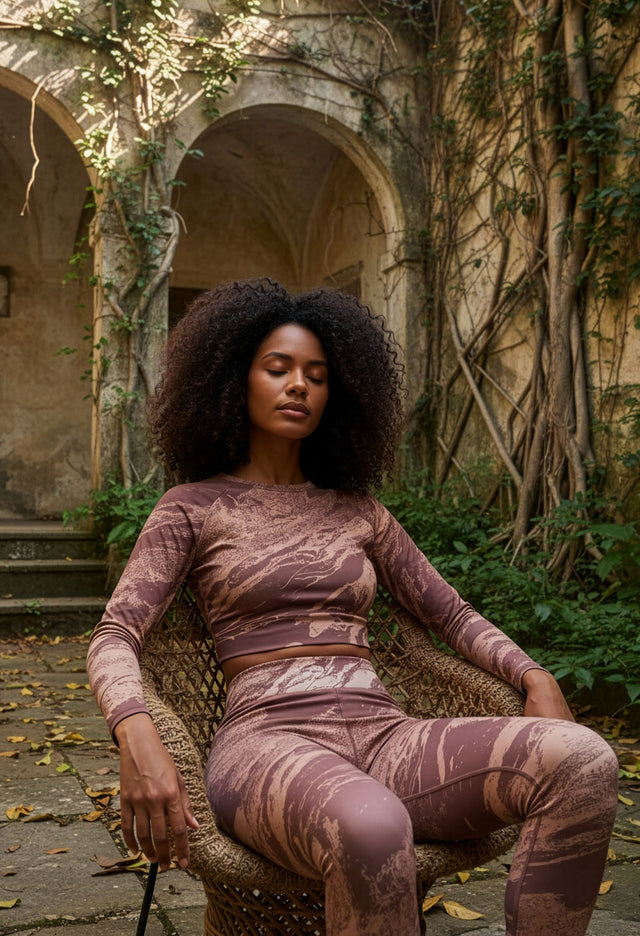 Simple Romance Long-Sleeve Crop Top