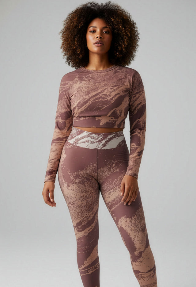 Simple Romance Long-Sleeve Crop Top